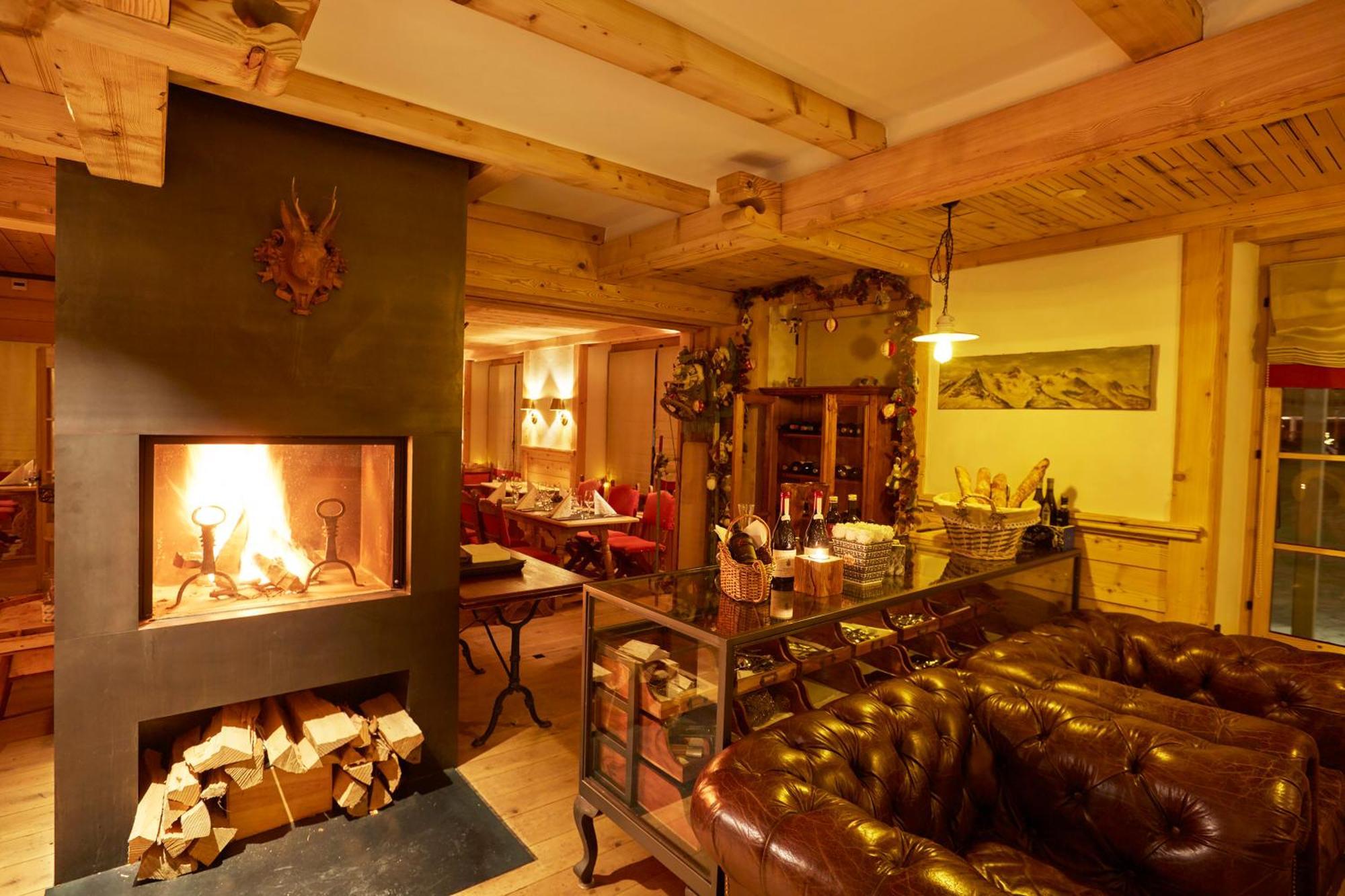 Hotel Sanetsch Gsteig エクステリア 写真