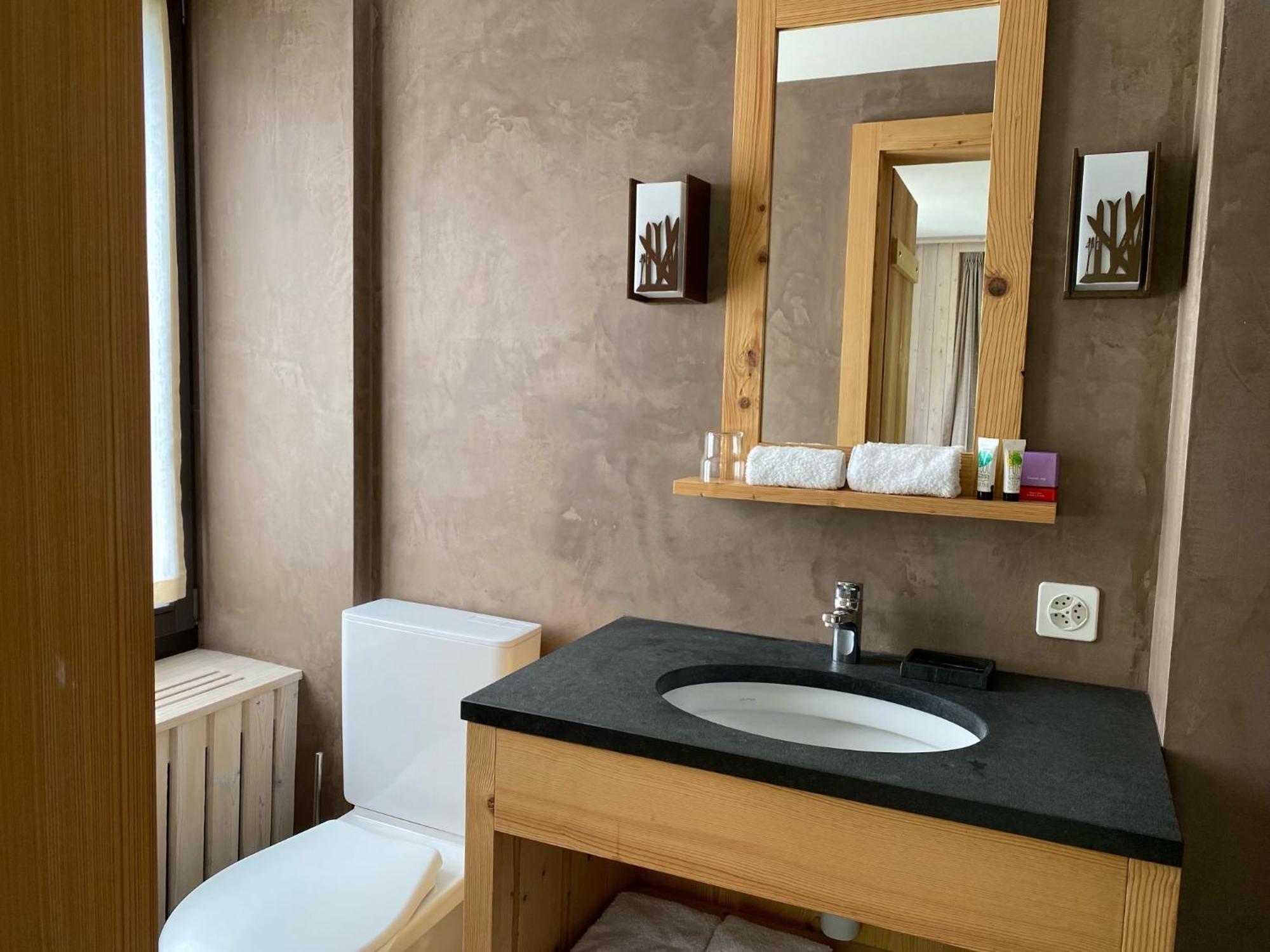 Hotel Sanetsch Gsteig エクステリア 写真