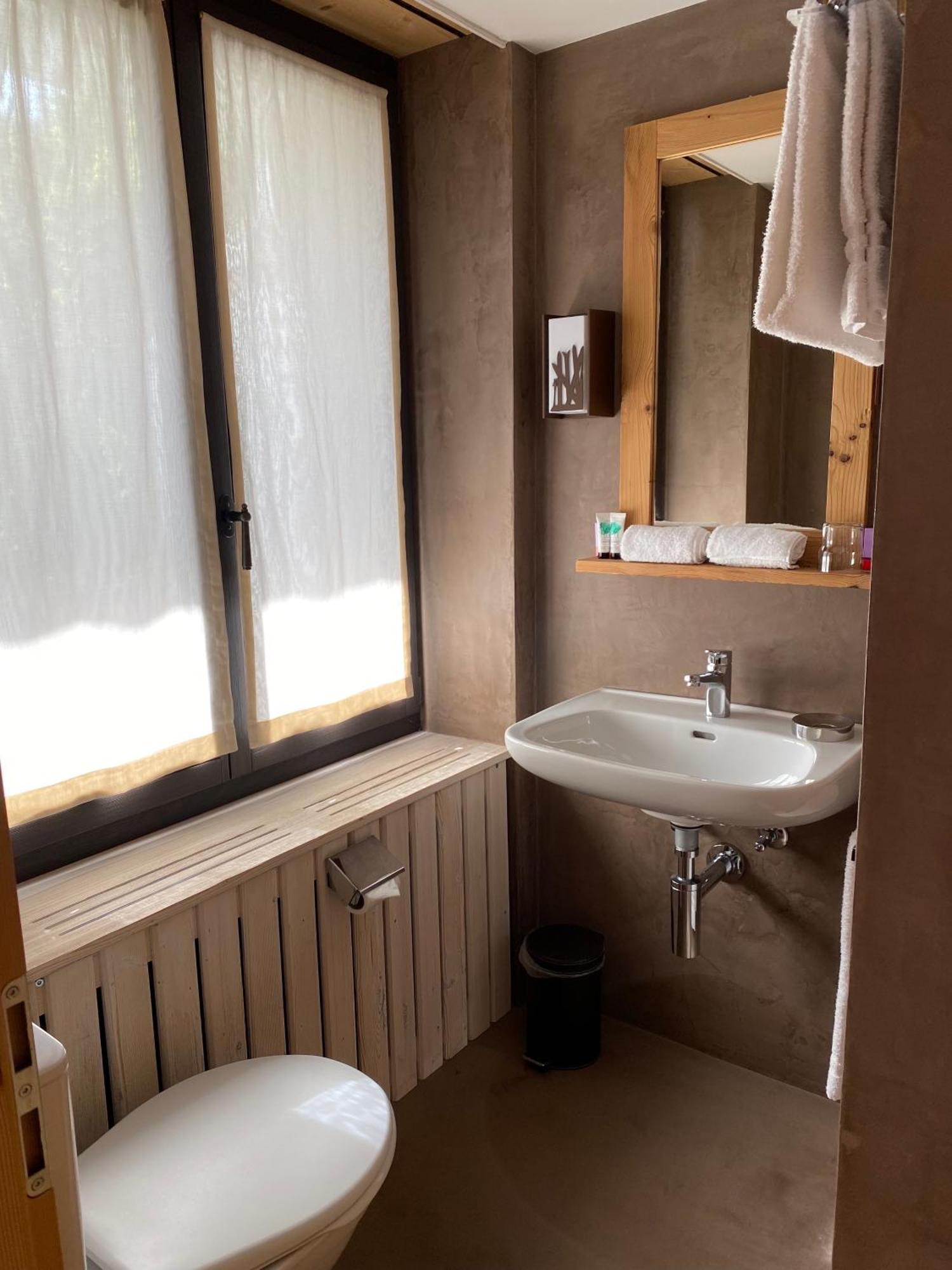 Hotel Sanetsch Gsteig エクステリア 写真