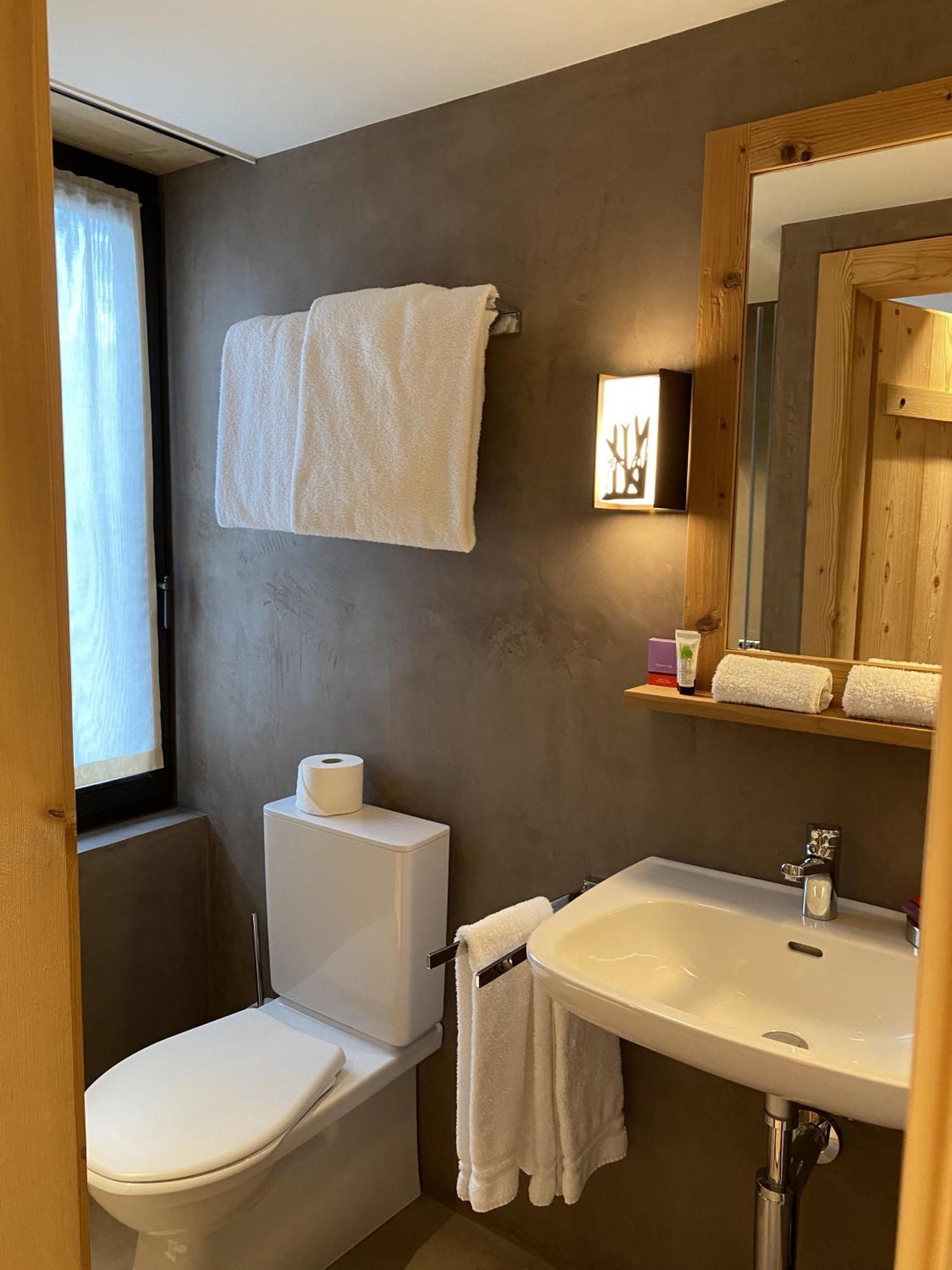 Hotel Sanetsch Gsteig エクステリア 写真