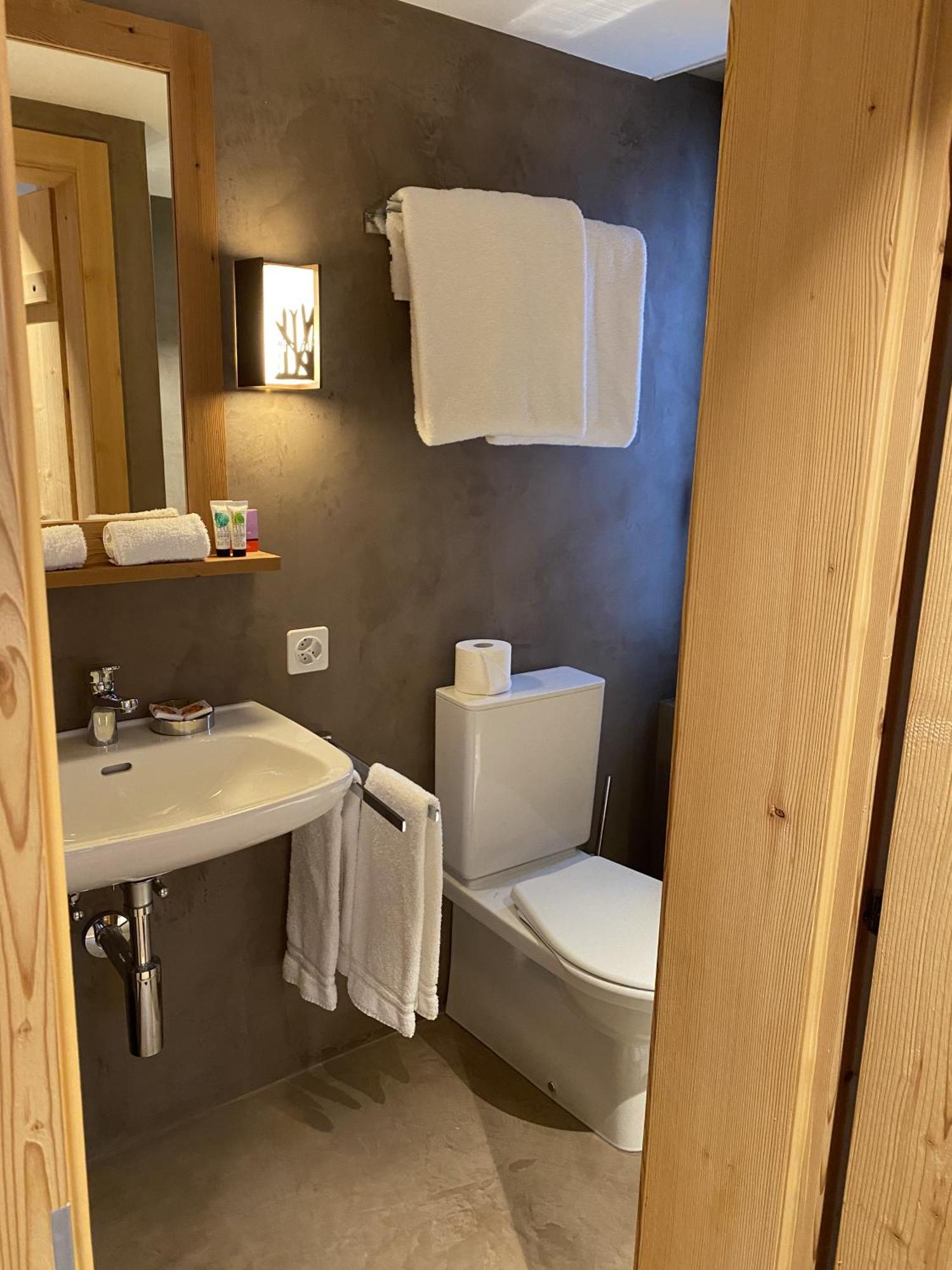 Hotel Sanetsch Gsteig エクステリア 写真